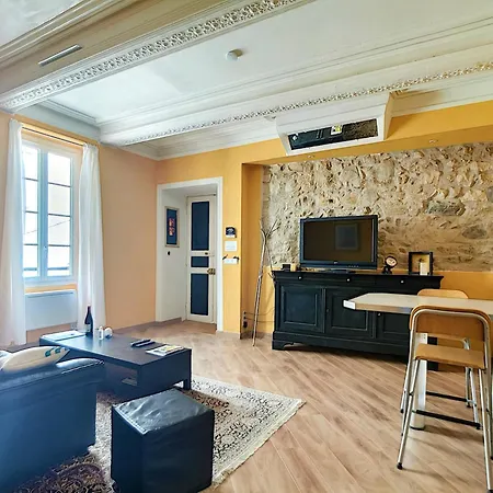 Verdi - Meubles En Centre Apartment
