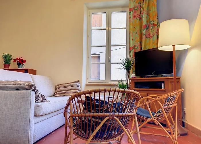 Résidence Verdi - Meublés En Centre Appartement *